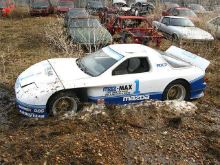Illustration for article titled The nightmare continues: Abandoned cars part 3